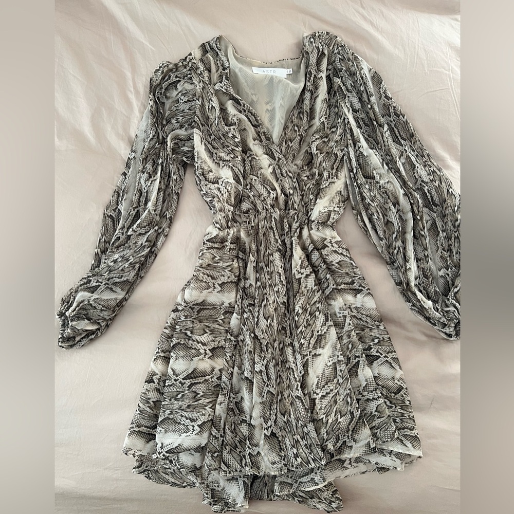 ASTR print dress